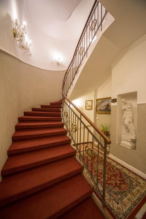 Hotel Donatello Πράγα Εξωτερικό φωτογραφία