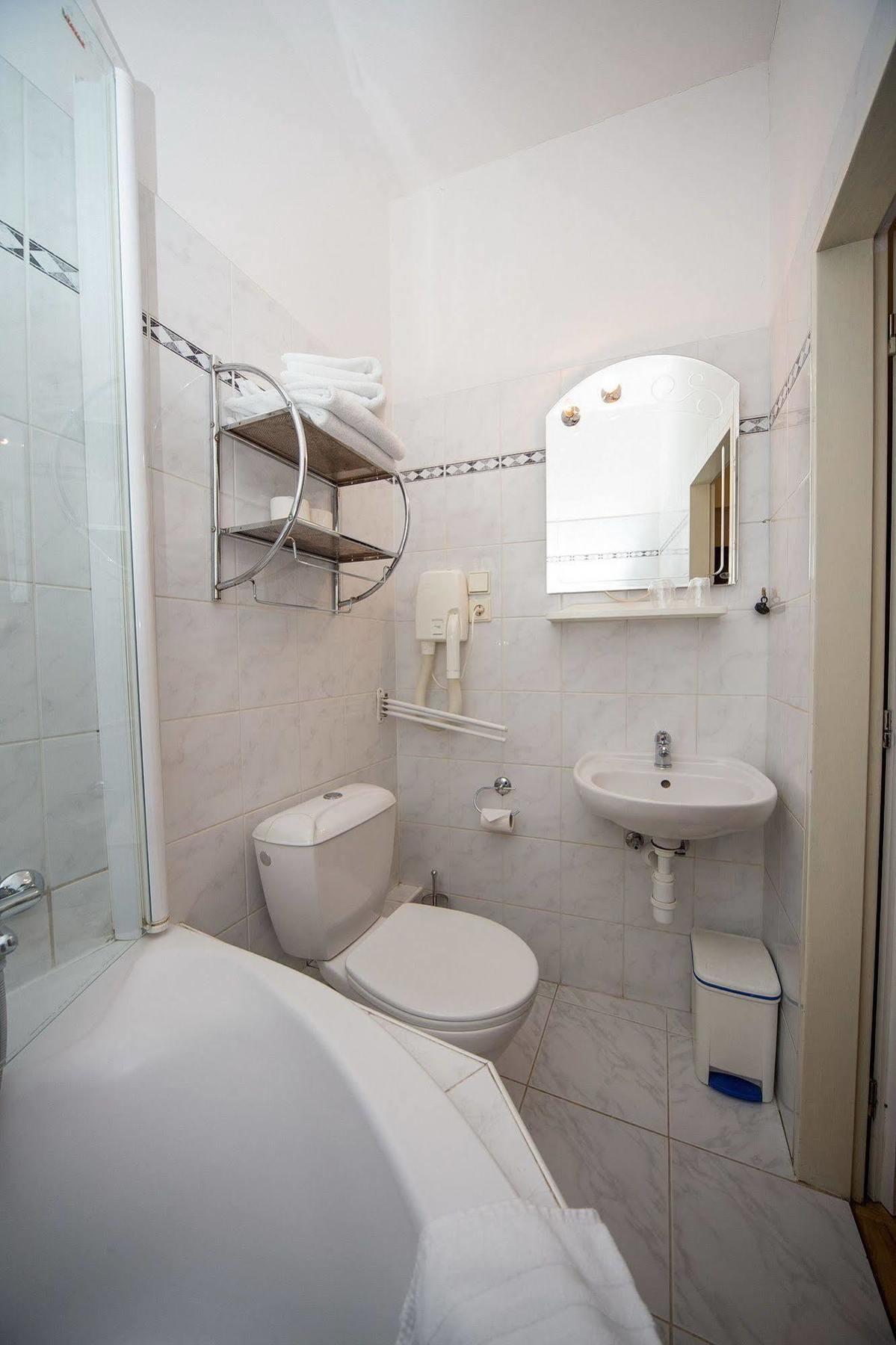 Hotel Donatello Πράγα Εξωτερικό φωτογραφία