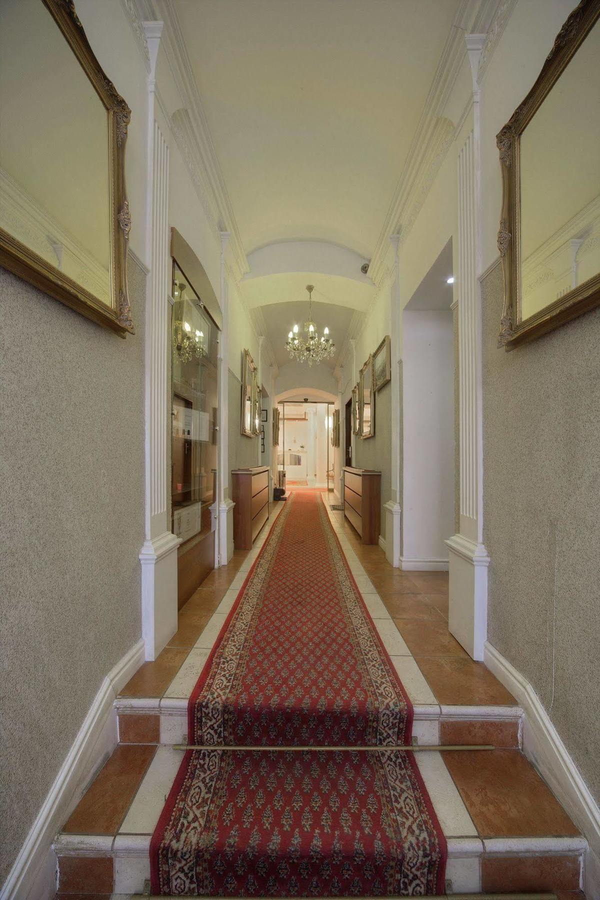 Hotel Donatello Πράγα Εξωτερικό φωτογραφία