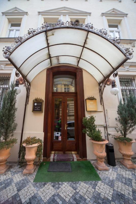 Hotel Donatello Πράγα Εξωτερικό φωτογραφία
