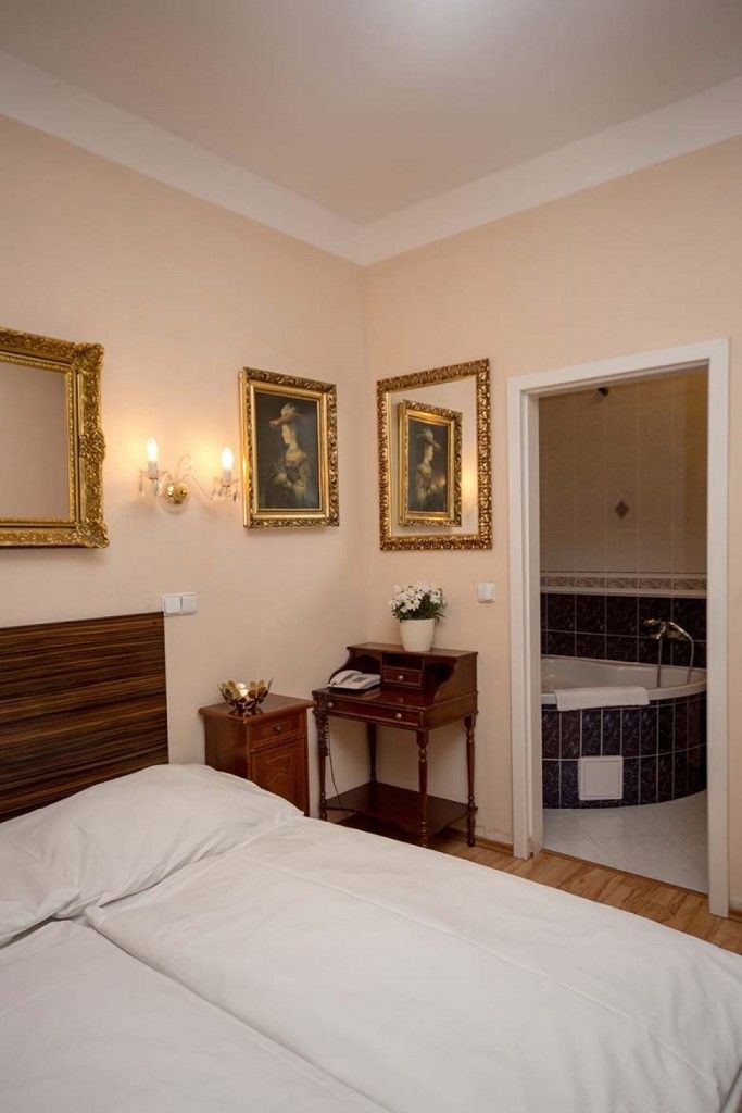 Hotel Donatello Πράγα Εξωτερικό φωτογραφία